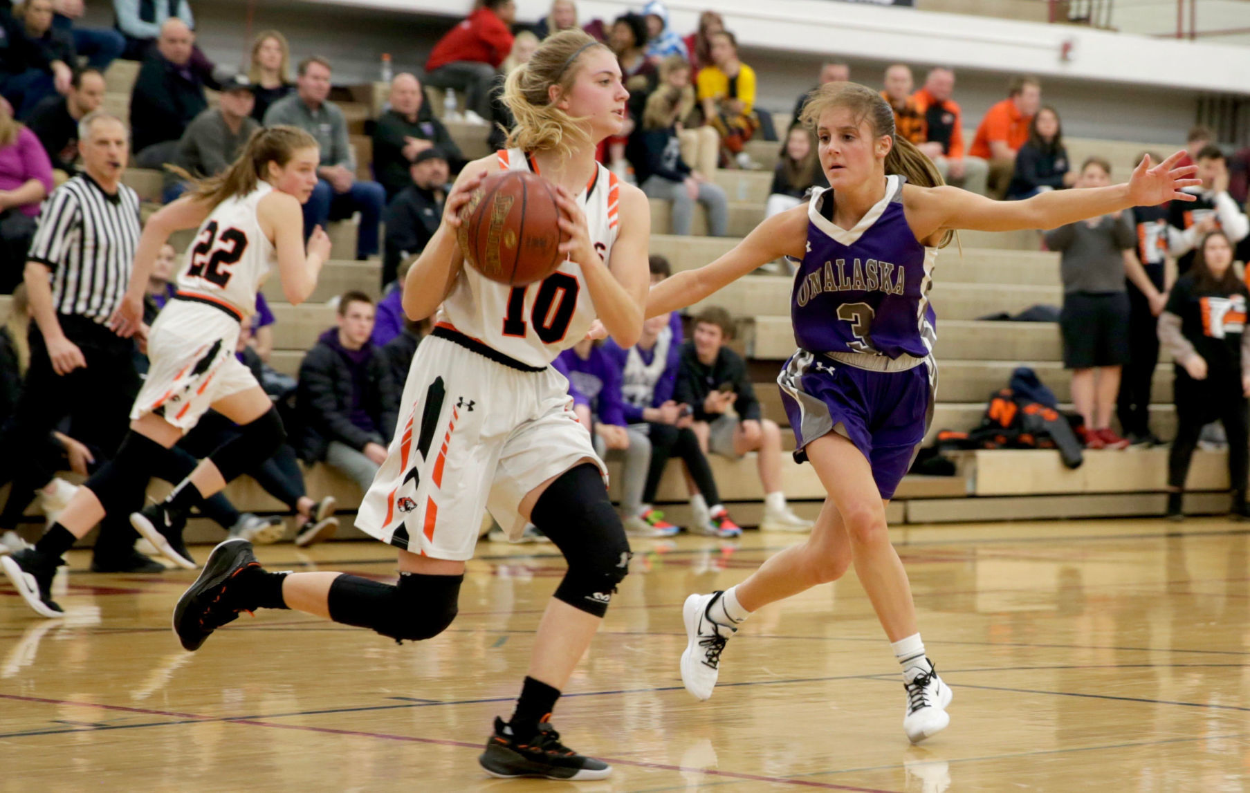 High school girls basketball - New Richmond vs Onalaska